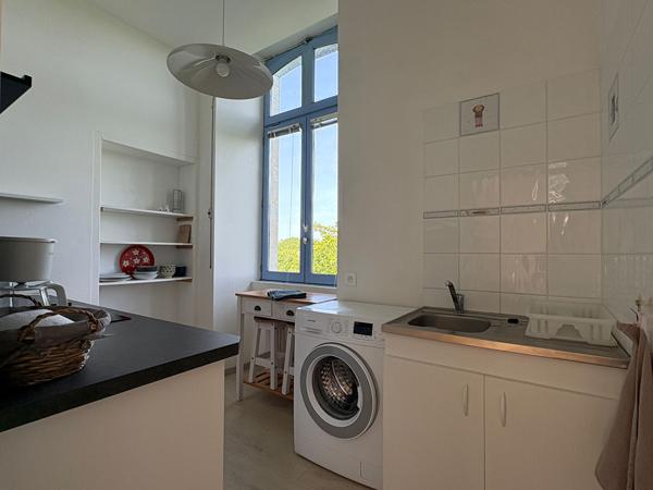 Maison Surgeres 6 pièce(s) 148 m2