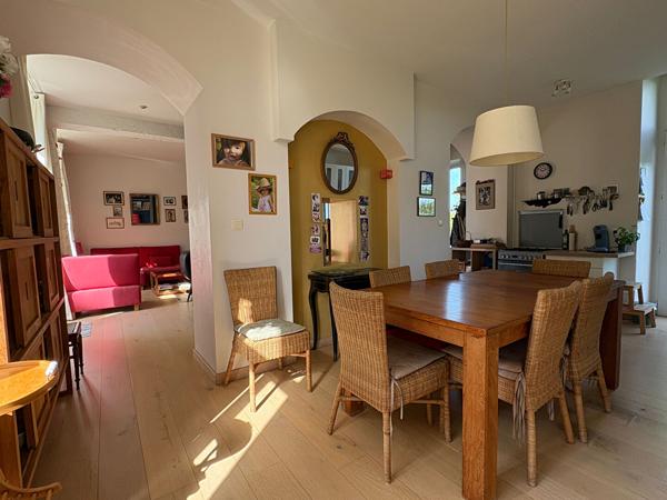 Maison Surgeres 6 pièce(s) 148 m2