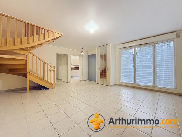 Vente Maison 4 pièces 93 m2 à Nanterre