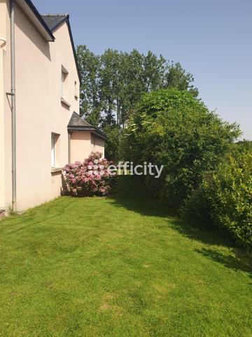 Maison
         5 pièces
        - 126 m² 324 990 € *