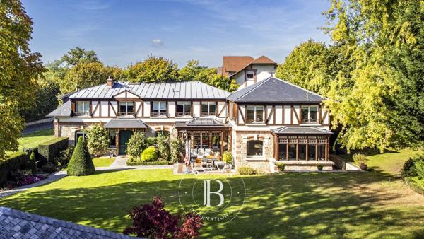 Le Vésinet, Maison 5 Chambres -  240 m² à vendre