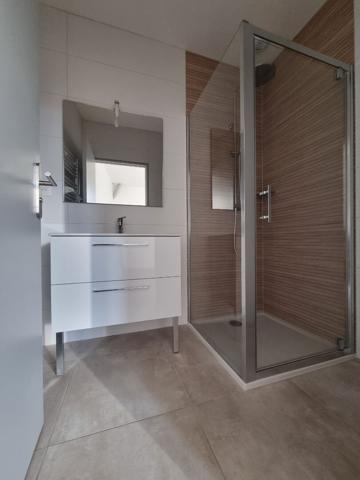 MARMANDE STUDIO DANS IMMEUBLE DE STANDING LOUE