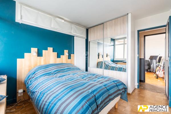 Appartement Maisons Laffitte 5 pièce(s) 89m2 - Ascenseur - dernier étage €442 000 ** - Référence 13168