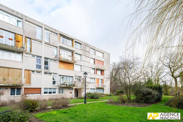 Appartement Maisons Laffitte 5 pièce(s) 89m2 - Ascenseur - dernier étage €442 000 ** - Référence 13168