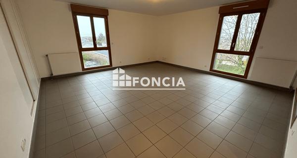 Location Appartement 5 pièces 131.2 m² - Caen 14000