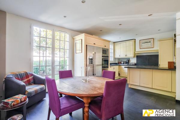 Maison Maisons Laffitte 6 pièce(s) 140 m2 exclusivite 4 chambres-parc-ermitage 1 195 000 € ** - Référence 4558-cpy