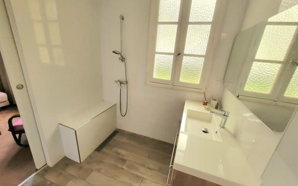 Maison à vendre    6 pièces •  Jurançon