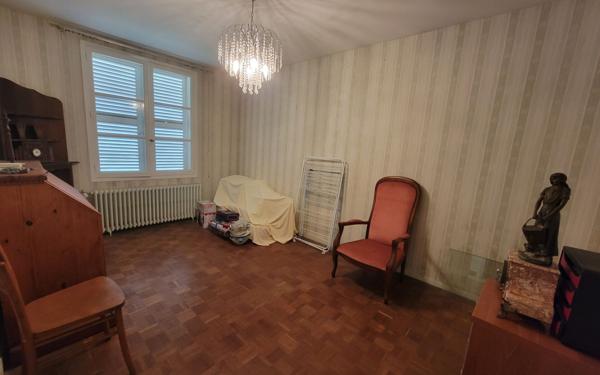 Maison à vendre    6 pièces •  Jurançon