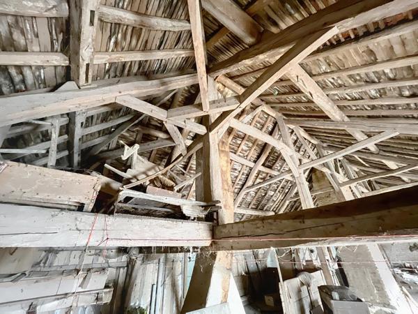 ANCIEN CORPS DE FERME