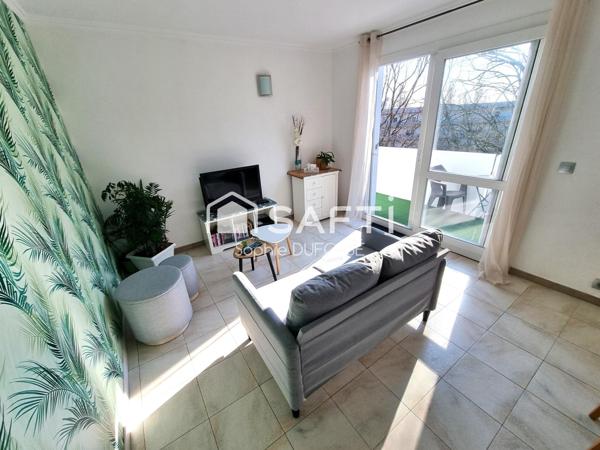 Appartement T4 lumineux avec grand balcon filant, cave et garage