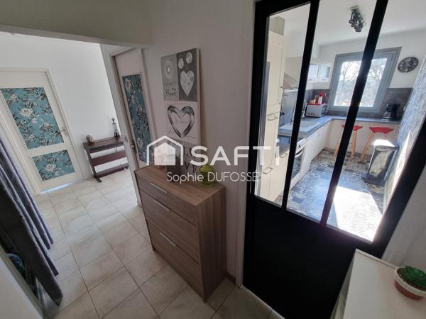 Appartement T4 lumineux avec grand balcon filant, cave et garage