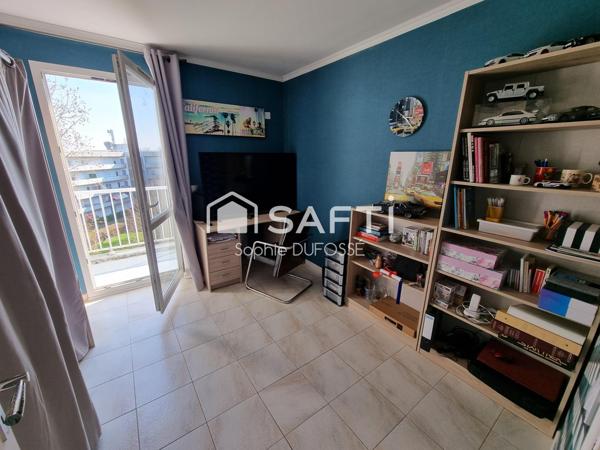 Appartement T4 lumineux avec grand balcon filant, cave et garage