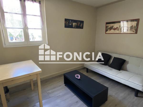 Location Studio meublé 17.21 m² - 4 BIS RUE COURTHARDY Le Mans 72000