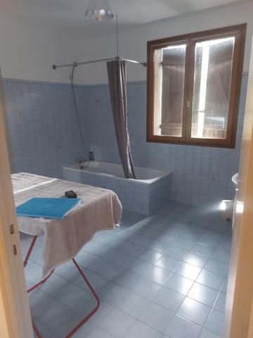 Maison d'habitation et son local commercial boulangerie