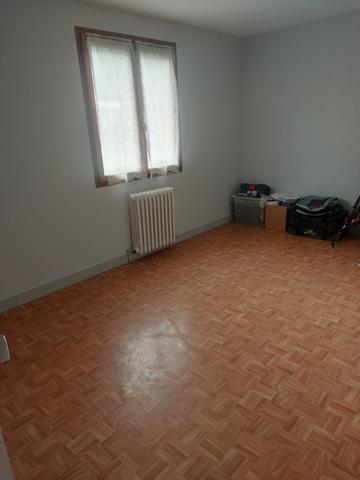 Maison d'habitation et son local commercial boulangerie