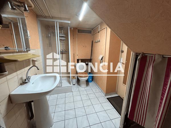 Location Appartement meublé 2 pièces 46.38 m² - RDC - Coté jardin Laval 53000