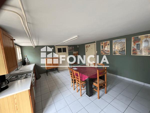 Location Appartement meublé 2 pièces 46.38 m² - RDC - Coté jardin Laval 53000