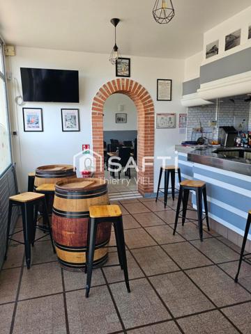 MURS COMMERCIAUX 160 M2 SUR 2 NIVEAUX + PKG
