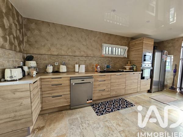 Maison à vendre 4 pièces 85 m² Saint-Quentin