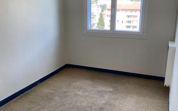 Appartement à vendre    3 pièces • 67 m2 Voiron