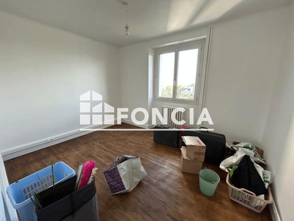 Location Appartement 4 pièces 81.5 m² - 32 RUE RAYNAL Rodez 12000