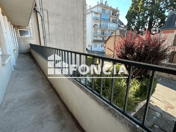 Location Appartement 4 pièces 81.5 m² - 32 RUE RAYNAL Rodez 12000
