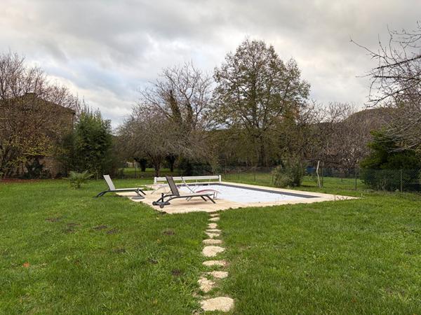 Maison Touzac 4 pièce(s) 118 m2