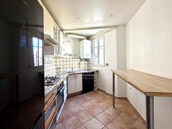 Appartement Neuilly Sur Seine 5 pièce(s) 124 m2