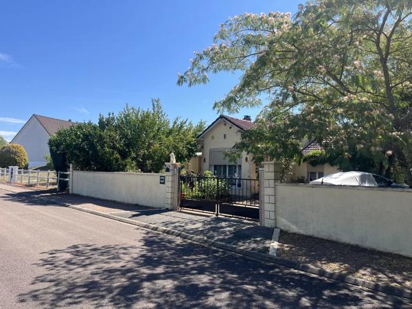 Vente                                                      Maison
                        
                     4 pièces                      94 m2                     à Marzy