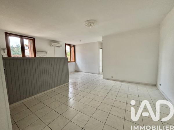 Location maison 3 pièces 52 m² Saint-Geniès-de-Fontedit