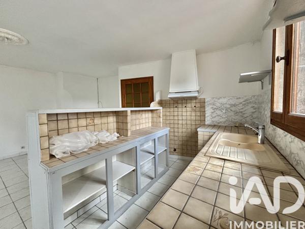 Location maison 3 pièces 52 m² Saint-Geniès-de-Fontedit