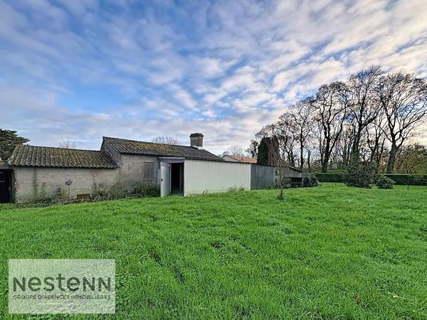 Dépendances à réhabiliter sur 1400 m² de terrain