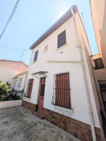 Maison divisée en 2 appartements T3 avec jardins et garage