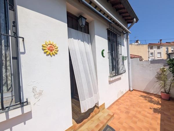 Maison divisée en 2 appartements T3 avec jardins et garage