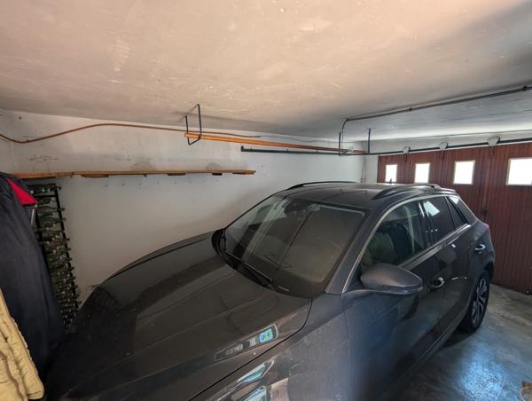 Maison divisée en 2 appartements T3 avec jardins et garage