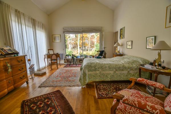 Mios (33380) Villa exceptionnelle avec piscine et appartement indépendant