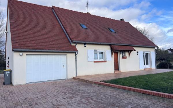 Maison à vendre    6 pièces • 84 m2 Saint-Denis-en-Val