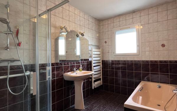 Maison à vendre    6 pièces • 84 m2 Saint-Denis-en-Val