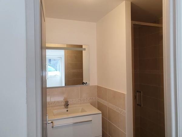 SAINT APOLLINAIRE - Immeuble de rapport