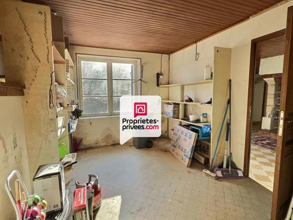 Maison T6 d'env. 163m² avec 4 ch. avec jardin au calme sur CHATEAU-L'EVEQUE (24460)