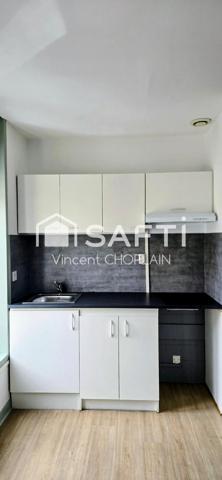 LILLE FIVES T3 RENOVE 42m² LUMINEUX METRO 1ER ETAGE