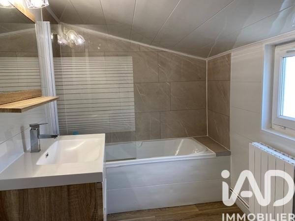 Maison à vendre 5 pièces 125 m² Champagné-les-Marais