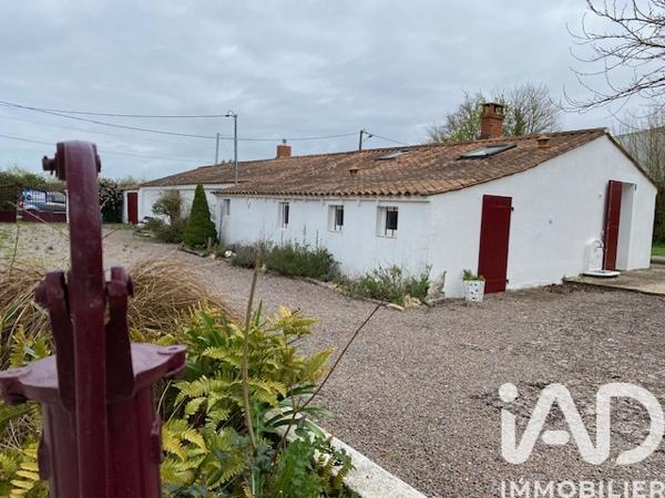 Maison à vendre 5 pièces 125 m² Champagné-les-Marais