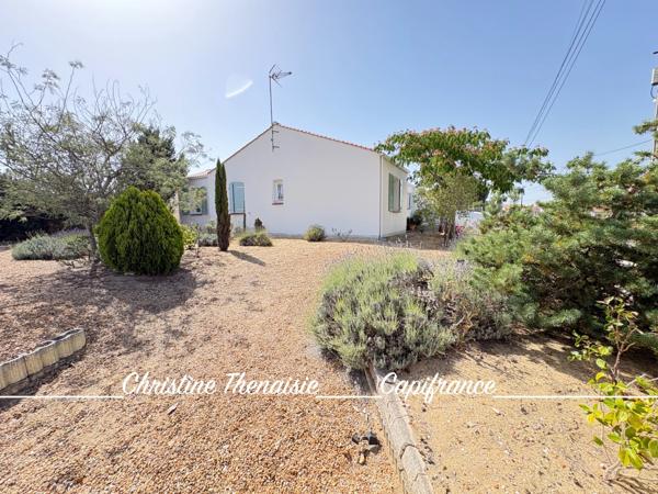 Maison à vendre 4 pièces Plain-Pied - 3 chambres - Garage - SAINT HILAIRE DE RIEZ (85)