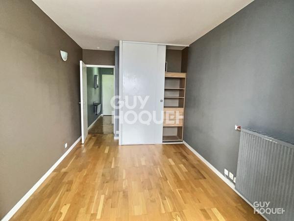 STUDIO AVEC BALCON - AUBERVILLIERS PORTE DE LA VILLETTE