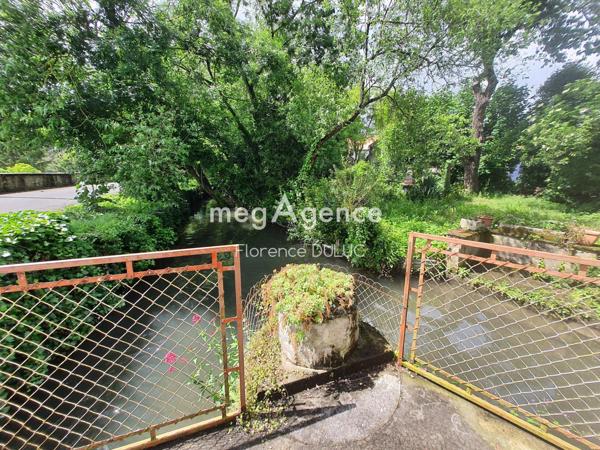 Maison à SAINT-JEAN-D'ANGELY, 17400 - 7 pièces 297m²