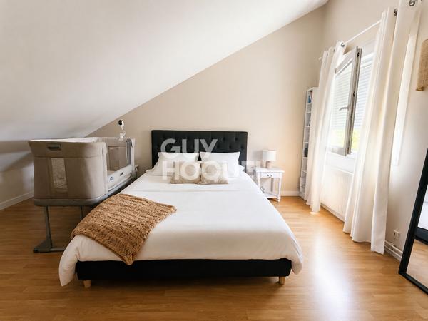 Appartement avec terrasse au Coudray Montceaux