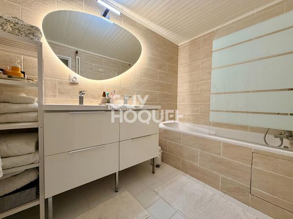 Appartement avec terrasse au Coudray Montceaux