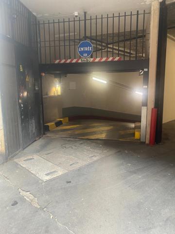 Bastille - La Roquette / parking sécurisé