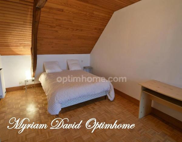 Maison de caractère 252 m² – 6 chambres – Jardin – Coeur de Rostrenen